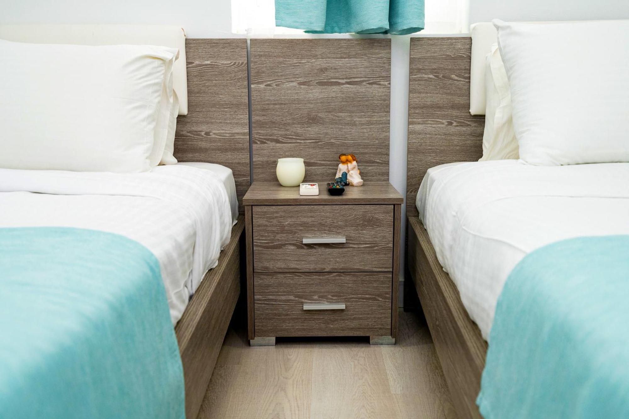 Lazuli Sea View Beachfront Ap 21 لارنكا المظهر الخارجي الصورة