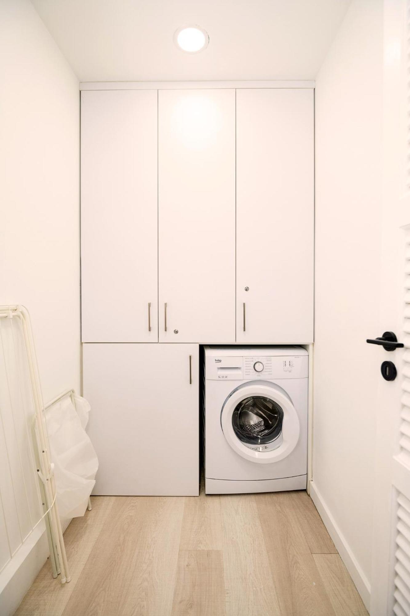Lazuli Sea View Beachfront Ap 21 لارنكا المظهر الخارجي الصورة